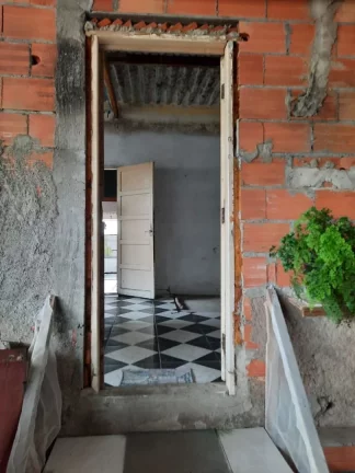 Imagem Casa com 4 dormitórios à venda, 178 m² por R$ 360.000,00 - Vila Perracini - Poá/SP