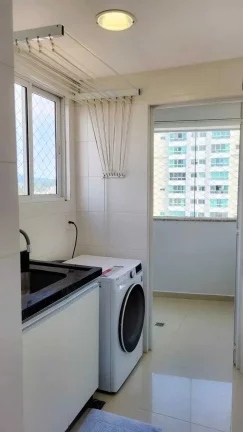 Imagem Apartamento com 3 dormitórios sendo 1 suíte e 2 vagas de garagem em Balneário Camboriú/SC