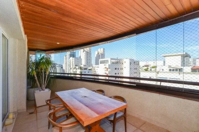 Imagem Excelente Apto em Moema 202 m²