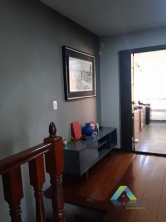 Imagem SOBRADO DE 3 DORMITÓRIOS NA VILA DAS MERCES !!!