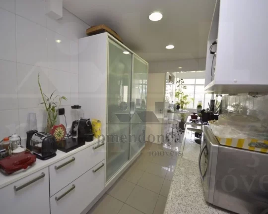 Imagem Apartamento padrão a venda em Higienópolis com 3 quartos e 1 vaga, 129m²
