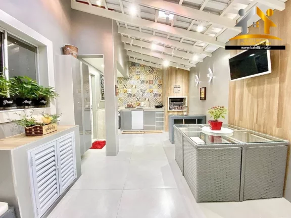Imagem Casa a venda no condomínio Porto Seguro na Granja Viana - Batelli Imóveis