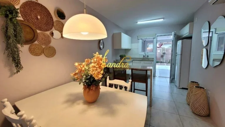 Imagem Casa Hermosa com dois dormitórios e Jacuzzi