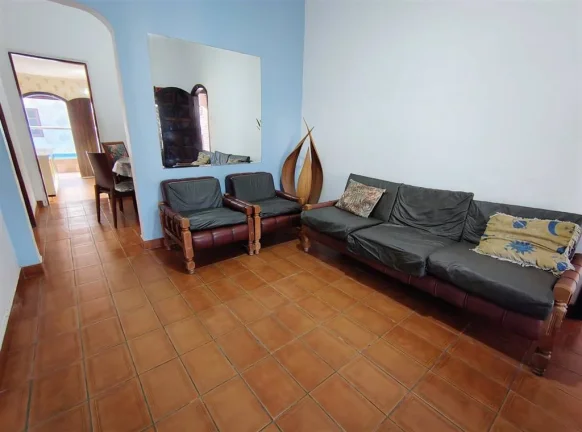 Imagem Casa com quartos + edícula e Piscina em Praia Grande