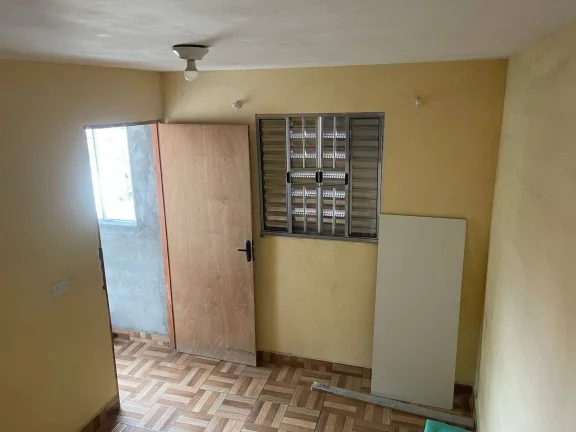 Imagem vende se casa no Itaim paulista