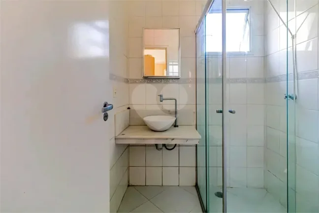 Imagem Casa à venda com 3 quartos, sendo 1 suíte, no condomínio Villa Bella, São Paulo - SP