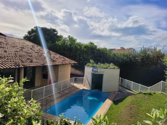 Imagem APARTAMENTO RESIDENCIAL À VENDA, RIVIERA FLUMINENSE POR 392 MIL, EM CONDOMÍNIO COM PISCINA E CHURRASQUEIRA, MACAÉ.