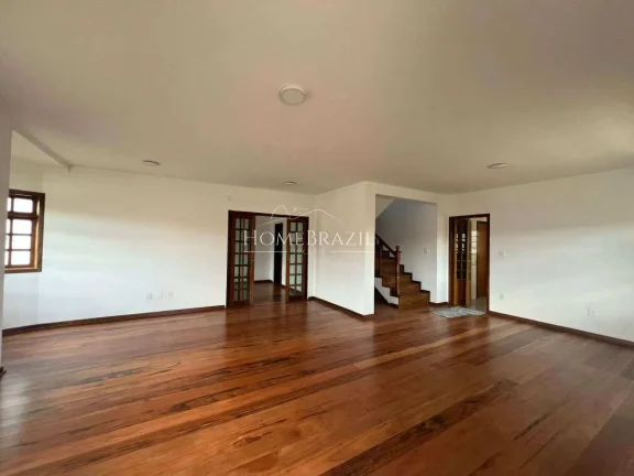 Imagem Casa à venda, com 4 quartos, 235m2