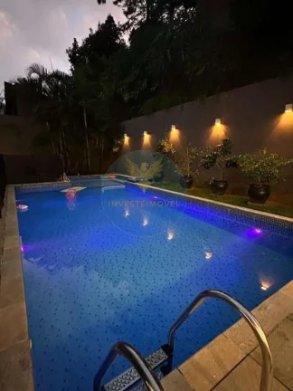 Imagem Casa em Condomínio a Venda no bairro Granja Viana - Jandira, SP