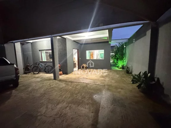 Imagem Casa com 3 dormitórios à venda por R$ 800.000,00 - Alto do Trindade - Itumbiara/GO