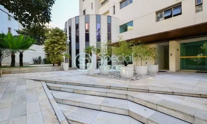Imagem Excelente cobertura com 240m² no Brooklin A piscina e área gourmet ficam no primeiro pavimento o q...
