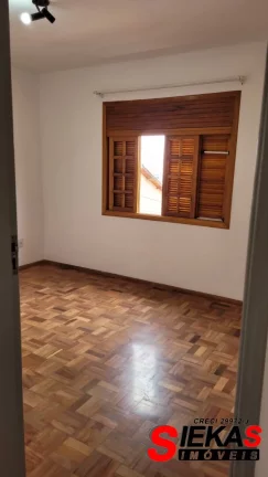 Imagem Imperdível casa para venda em São Paulo-SP, Bairro Piqueri: 4 quartos, 2 banheiros, 3 vagas de garagem, 184,00 m² de área.