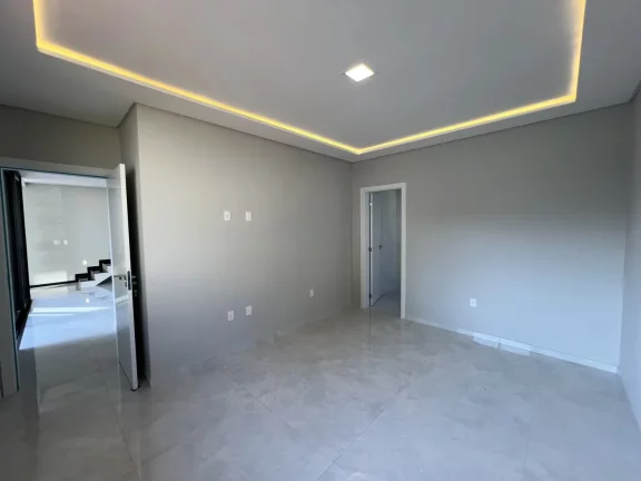 Imagem Casa Alto Padrão para Venda em Florianópolis / SC no bairro Ingleses do Rio Vermelho