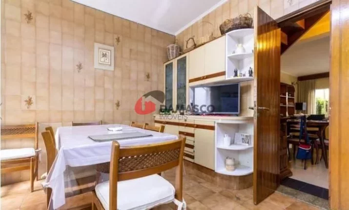 Imagem Sobrado à venda 3 Quartos, 1 Suite, 3 Vagas, 450M², Santa Paula, São Caetano do Sul - SP