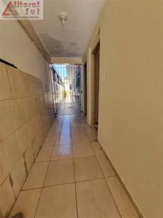 Imagem Imperdível oportunidade: Casa Geminada com edícula à venda em Praia Grande-SP, Caiçara! 2 quartos, 1 sala, 2 banheiros, 2 vagas, 139,15 m²!