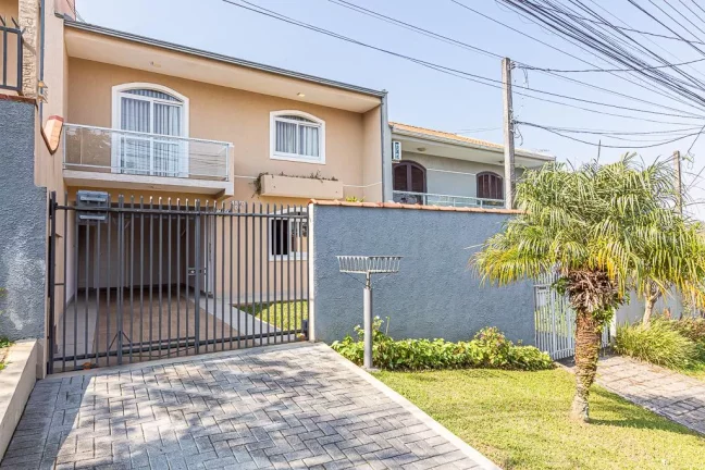Imagem Sobrado com 03 dormitórios no Boa Vista