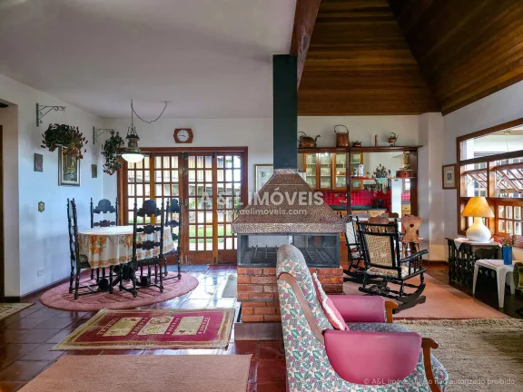 Imagem Casa Campos do Jordão - Vila Natal, arquitetura suíça, 4 dorms, lareira