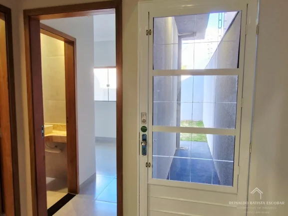 Imagem Casa nova à venda com fino acabamento no Parque dos Novos Estados