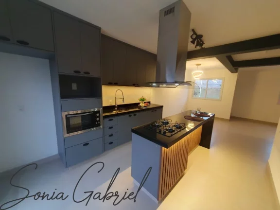 Imagem Aluguel de Casa na Vila Quinta dos Manacas em Vinhedo-SP: 3 quartos, 1 suíte, 2 salas, 2 vagas de garagem, 96,17 m². Venha Conferir! Imagem Aluguel de Casa na Vila Quinta dos Manacas em Vinhedo-SP: 3 quartos, 1 suíte, 2 salas, 2 vagas de garagem, 96,17 m². Venha Conferir!