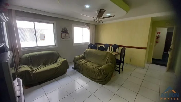 Imagem Apartamento com 2 Quartos + Quarto de Empregada à Venda na 3° Quadra do Mar na Praia do Morro - Guarapari-ES
