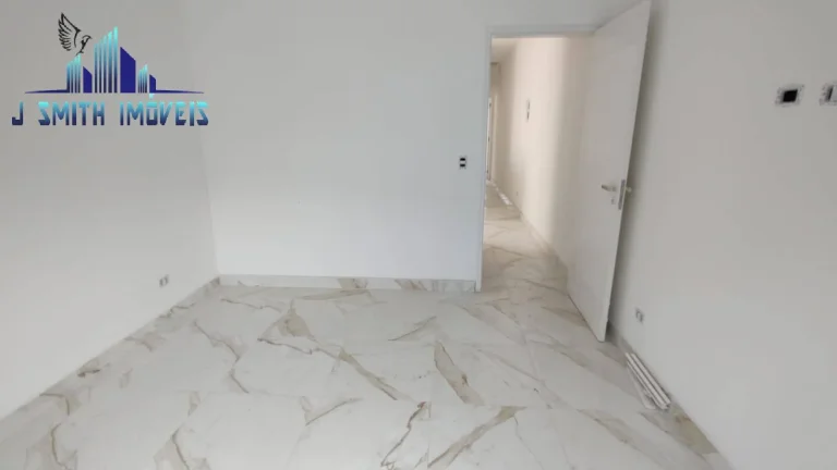 Imagem CASA NOVA Á VENDA. 3 DORMS (1 SUÍTE), JACUZZI, 4 VAGAS.