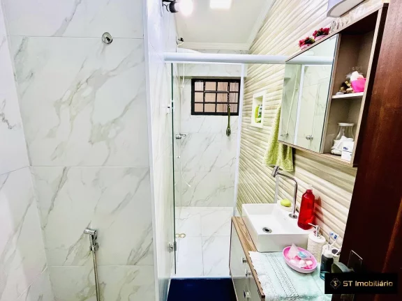 Imagem Oportunidade! Casa à venda em bairro nobre de Atibaia - Próximo à Al. Lucas