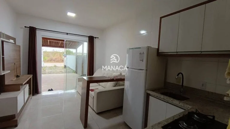 Imagem Casa mobiliada em rua pavimentada no bairro Vila Nova em Barra Velha - SC