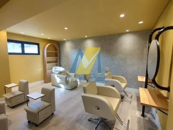 Imagem Apartamento com 1 dormitório para alugar, 20 m² por R$ 1.990/mês - Centro.