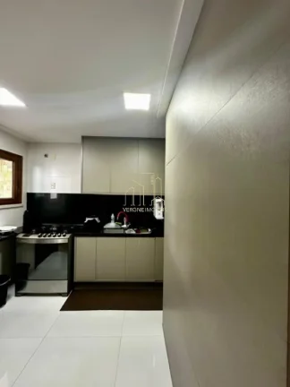 Imagem ? Casa de Luxo à Venda no Porto Busca Vida Resort | 4 Suítes + Gabinete | Mobiliada | 400m²