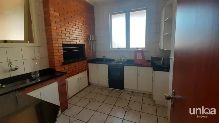 Apartamento 2 dormitórios com dependência completa- Ed Solar Tuiuti