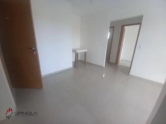 Imagem Apartamento com 2 dormitórios à venda, 68 m² por R$ 420.000,00 - Mirim - Praia Grande/SP