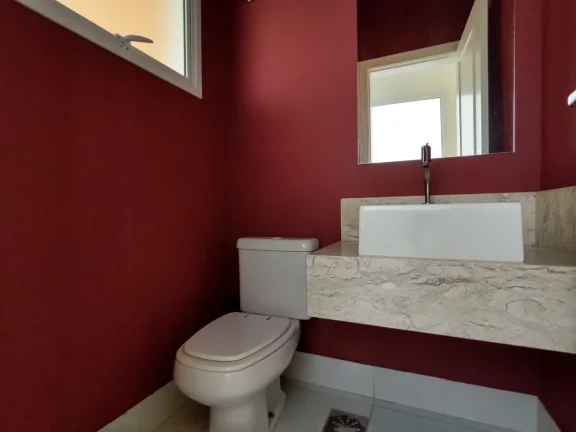 Imagem Casa em condomínio à venda em Vinhedo-SP, Condomínio Recanto dos Paturis: 3 quartos, 3 suítes, 2 salas, 4 banheiros, 4 vagas, 200 m². Imagem Casa em condomínio à venda em Vinhedo-SP, Condomínio Recanto dos Paturis: 3 quartos, 3 suítes, 2 salas, 4 banheiros, 4 vagas, 200 m².