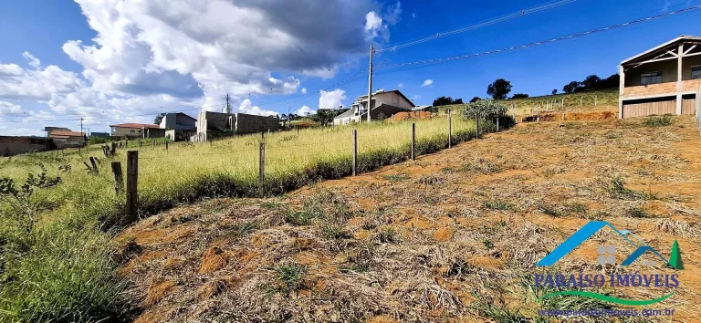 Imagem Seu Sonho Começa Aqui: Lote no Residencial Porto Bello, Paraisópolis!
