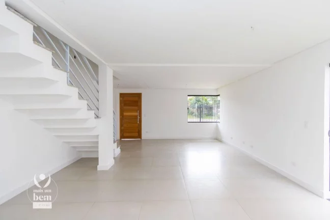 Imagem Belíssimo Sobrado de esquina com 127 m², 3 quartos (1 suíte) à venda por R$ 812.000 - Bairro Alto - Curitiba/PR Ótima oportunidade