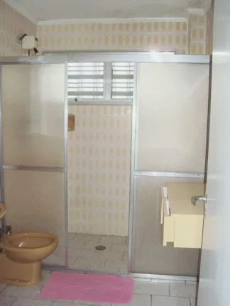 Imagem PITANGUEIRAS - CALÇADÃO - 30 METROS DO MAR - LINDA VISTA - 181 M² DE ÁREA ÚTIL - GARAGEM NO PRÉDIO - EXCELENTE APARTAMENTO.