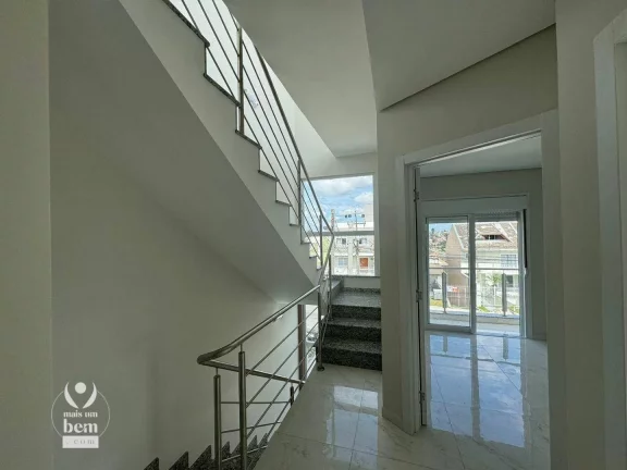 Imagem Sobrado com 3 quartos sendo 2 suítes à venda, 144 m² por R$ 810.000 - Atuba - Curitiba/PR