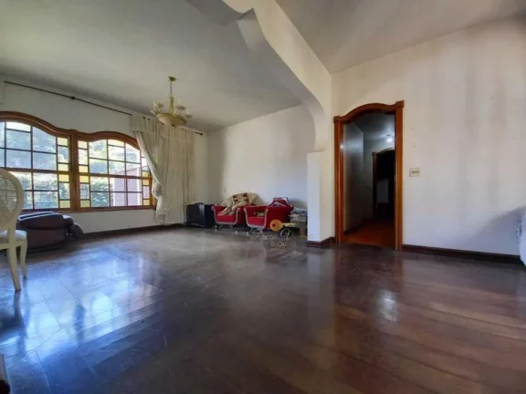 Imagem Casa para Venda em Teresópolis / RJ no bairro Tijuca