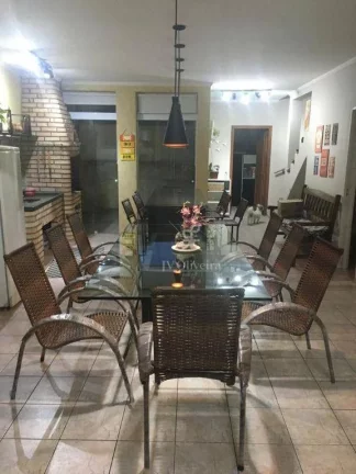 Imagem Casa com 4 dormitórios à venda, 240 m² - Vila Suzana - São Paulo/SP