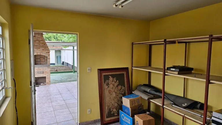 Imagem Casa com 3 dormitórios à venda, 210 m² por R$ 955.000,00 - Chácara do Visconde - Taubaté/SP