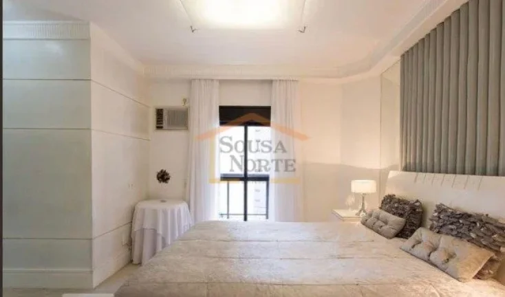 Imagem Apartamento com 150m², um apartamento por andar. Dispõe de 4 dormitórios, sendo 3 suítes com arm...