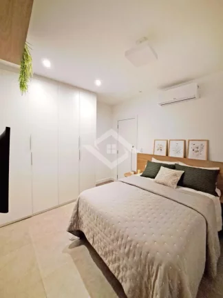 Imagem Apartamento de 1 Quarto para Venda em Copacabana com 35 m²