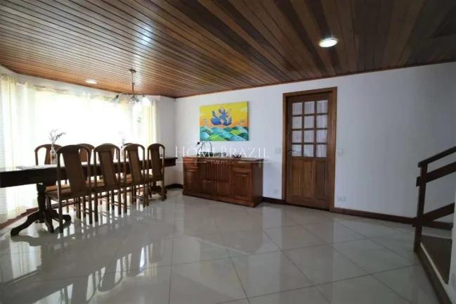 Imagem Casa à venda, com 5 quartos, 283m2