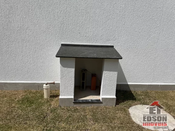 Imagem Linda Casa, 2 Quartos, sendo 1 Suíte, Área Gourmet