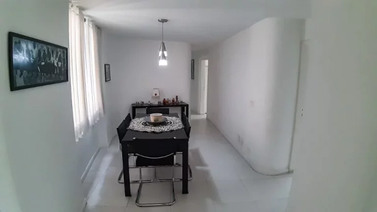 Imagem PITANGUEIRAS - 100 METROS DA PRAIA - 01 VAGA - PRÉDIO COM LAZER.