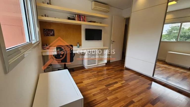 Imagem Apartamento com 4 Quartos à venda, 246m² - Jardim Marajoara