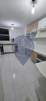 Imagem Apartamento à venda em Pinheiros, São Paulo-SP: 3 quartos, 1 suíte, 3 banheiros, 1 vaga de garagem, 114m² de área. Venha conferir!