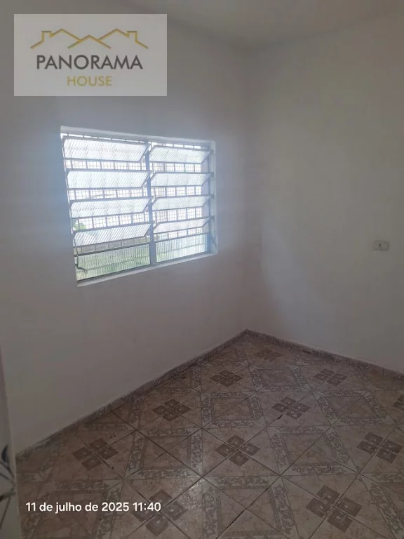 Imagem Casa com 1 Quarto para Alugar,  em Serraria - Diadema
