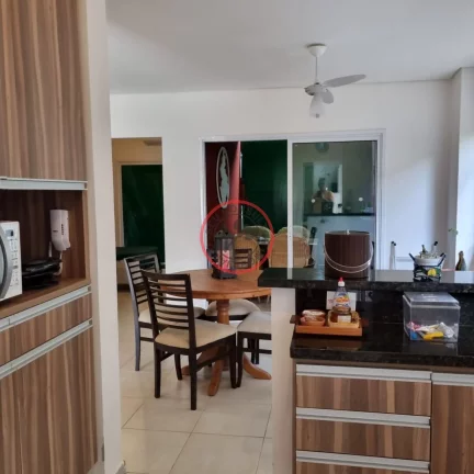 Imagem ESCRITURA DEFINITIVA,CASA COM 4 QUARTOS SENDO 3 SUITES, LAVANDERIA E AREA GOURMET EM CONDOMINIO