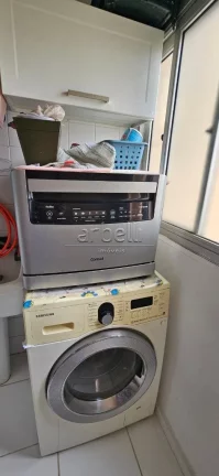 Imagem Apartamento com 47 M², 2 dormitórios, 1 banheiro, sala, cozinha, área de serviços e 1 vaga de ga...