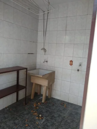Imagem sobrado com 01 vaga, sala ampla , 03 dorm. sendo 01 suite com closet e sacada, 01 sala de jantar, 01...